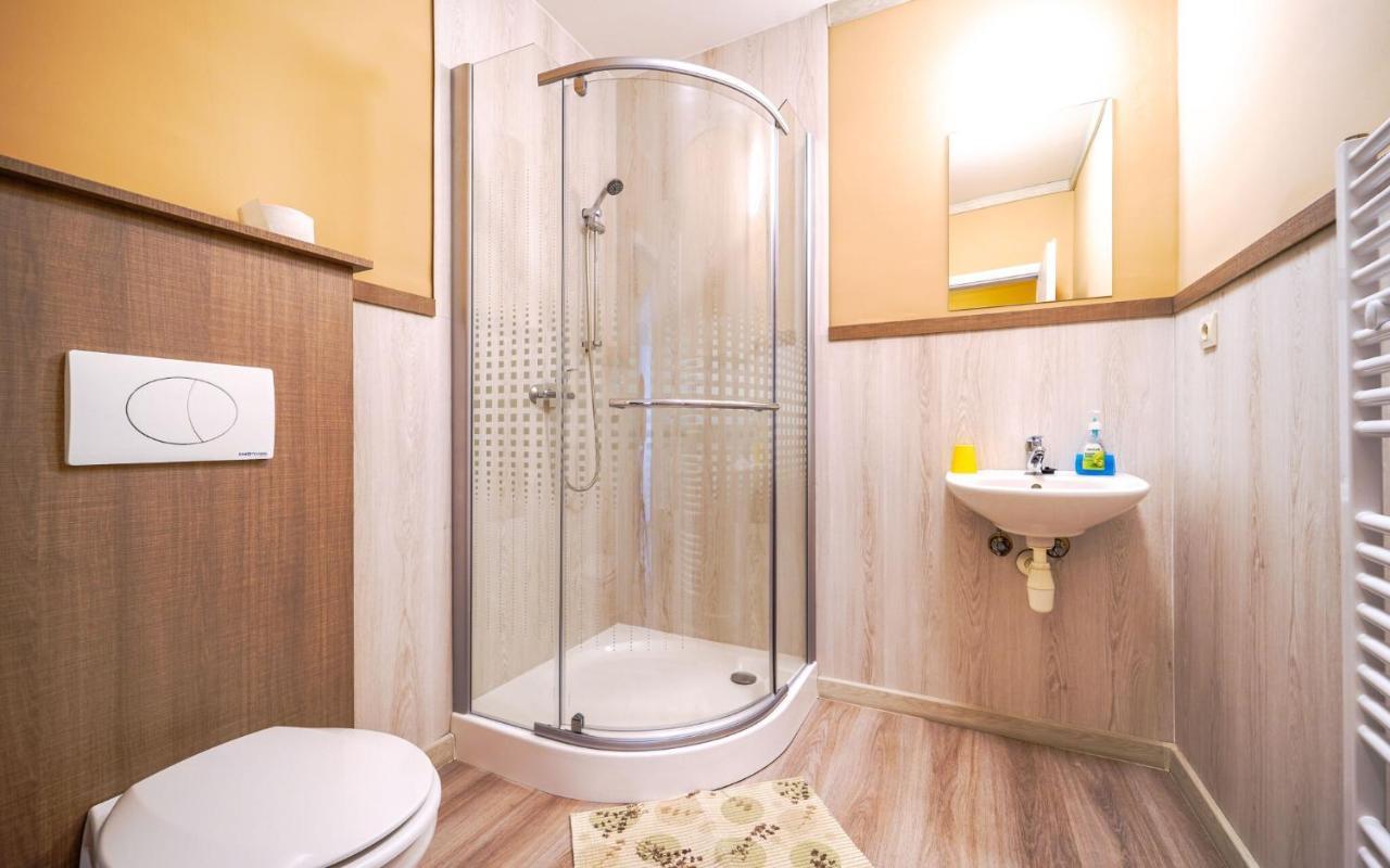 Apartmany Karmon Park Velky Meder Ngoại thất bức ảnh