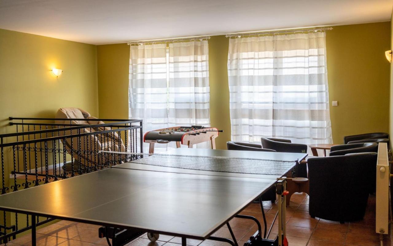 Apartmany Karmon Park Velky Meder Ngoại thất bức ảnh